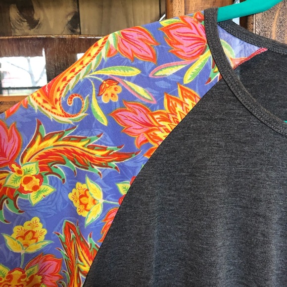 LulaRoe Randy - Picture 2 of 3